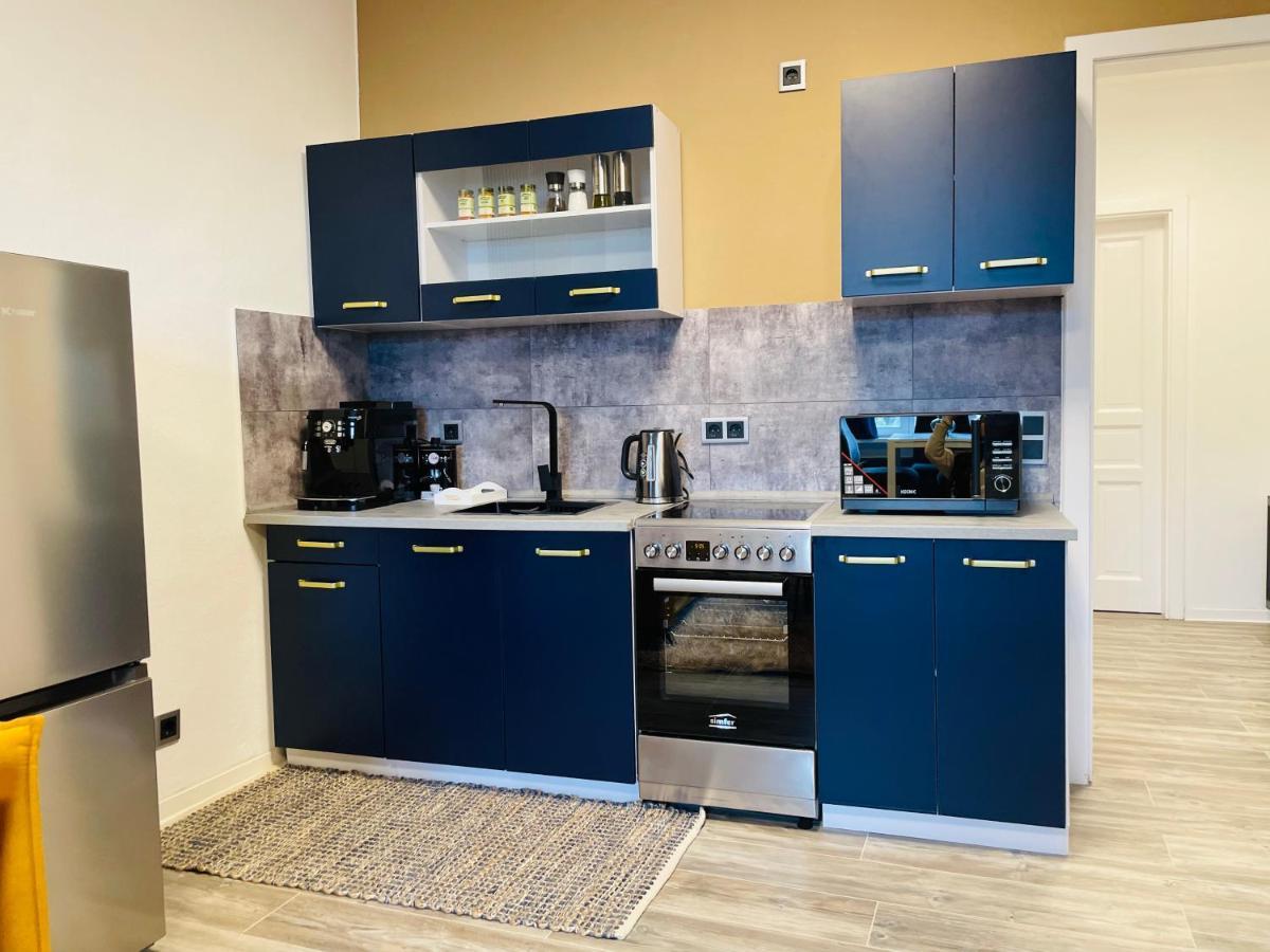 Pension Michelangelo Stadtmitte "Netflix" ไอเซนัค ภายนอก รูปภาพ